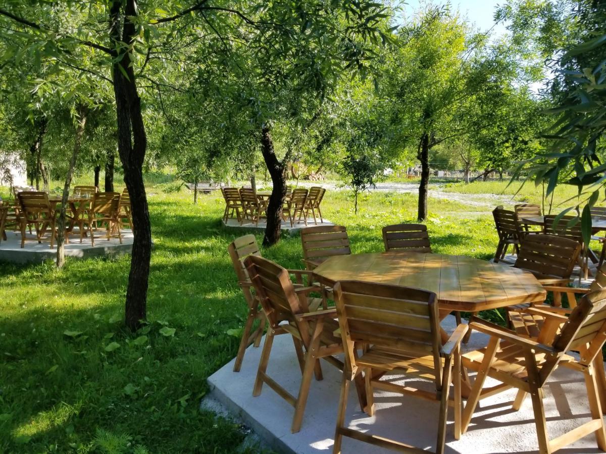 Villas Jezerca 瓦勒博内 外观 照片
