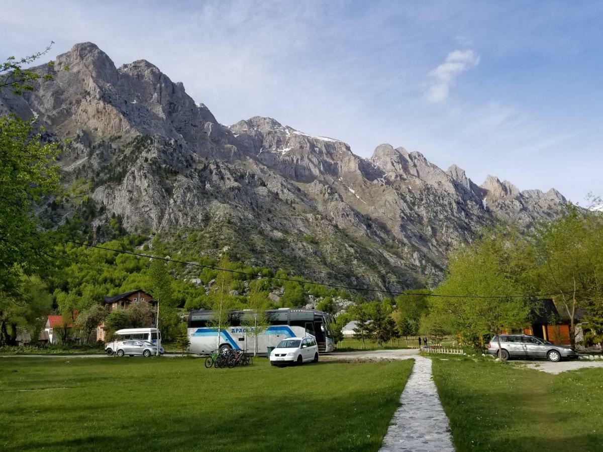 Villas Jezerca 瓦勒博内 外观 照片
